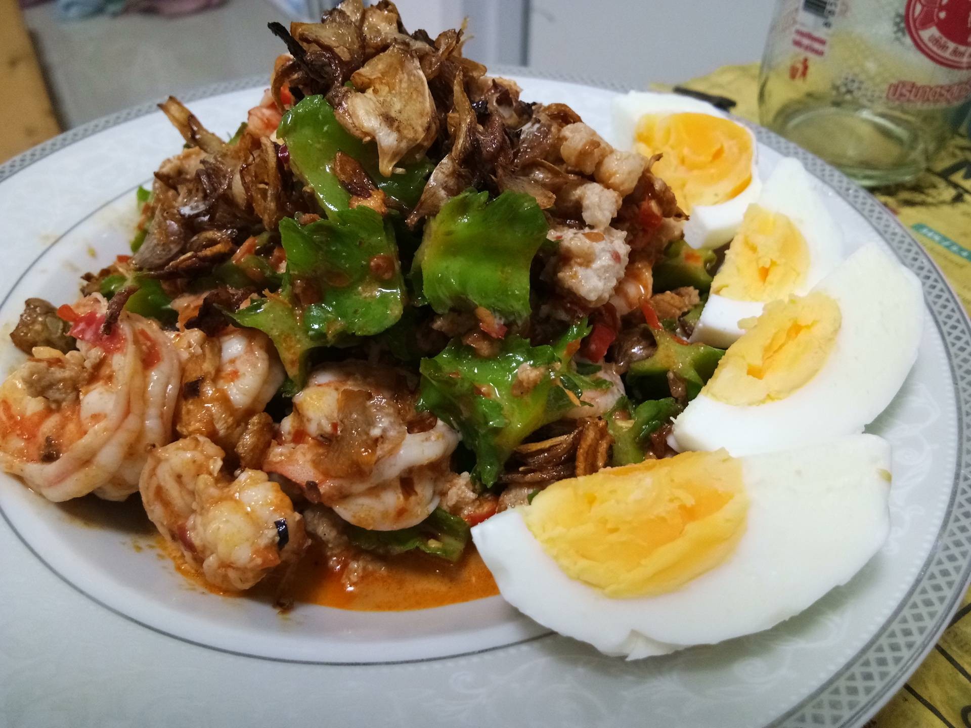 ยำถั่วพูกุ้งสด