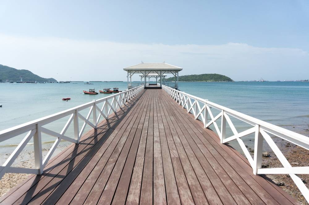 เกาะสีชัง