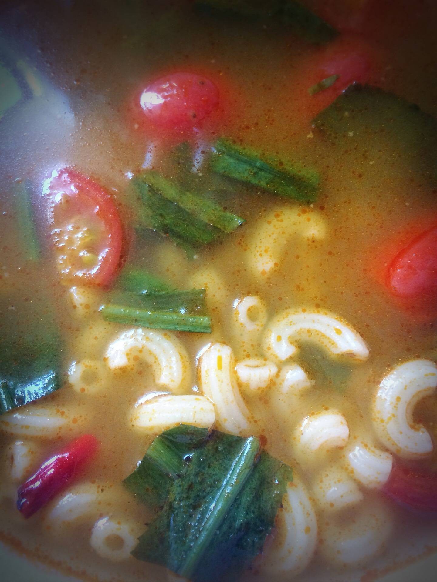 ต้มยำมะกะโรนีไก่