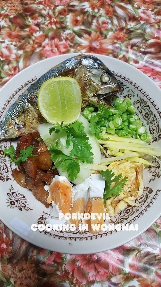 ข้าวคลุกกะปิ