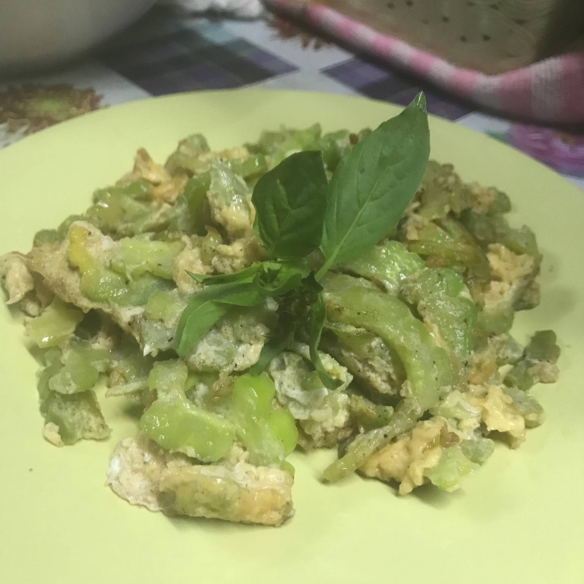 ผัดมะระใส่ไข่