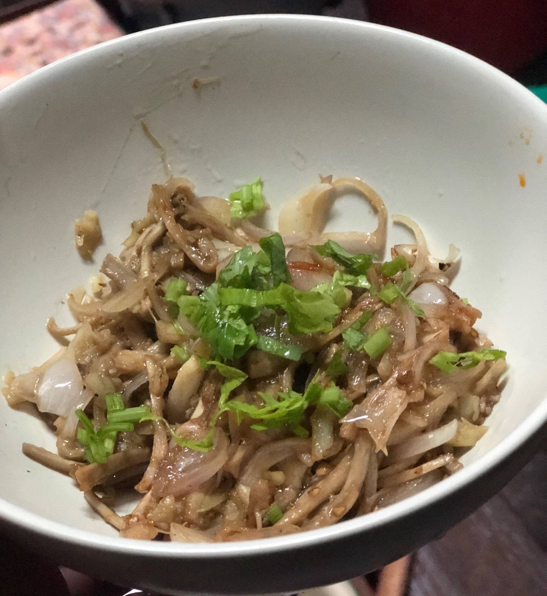 ขาเห็ดผัดกระเทียมพริกไทย
