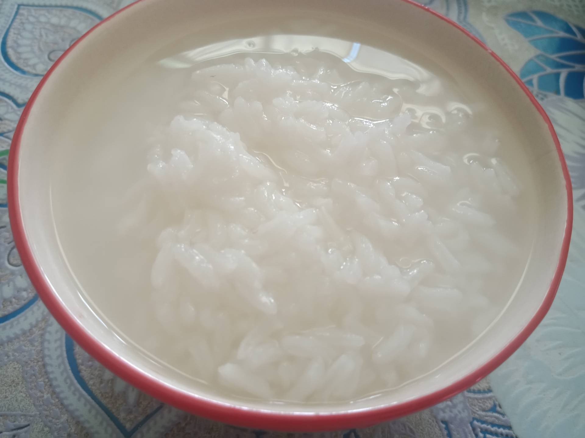 ไข่เจียวใบตำลึง
ข้าวต้มร้อนๆ