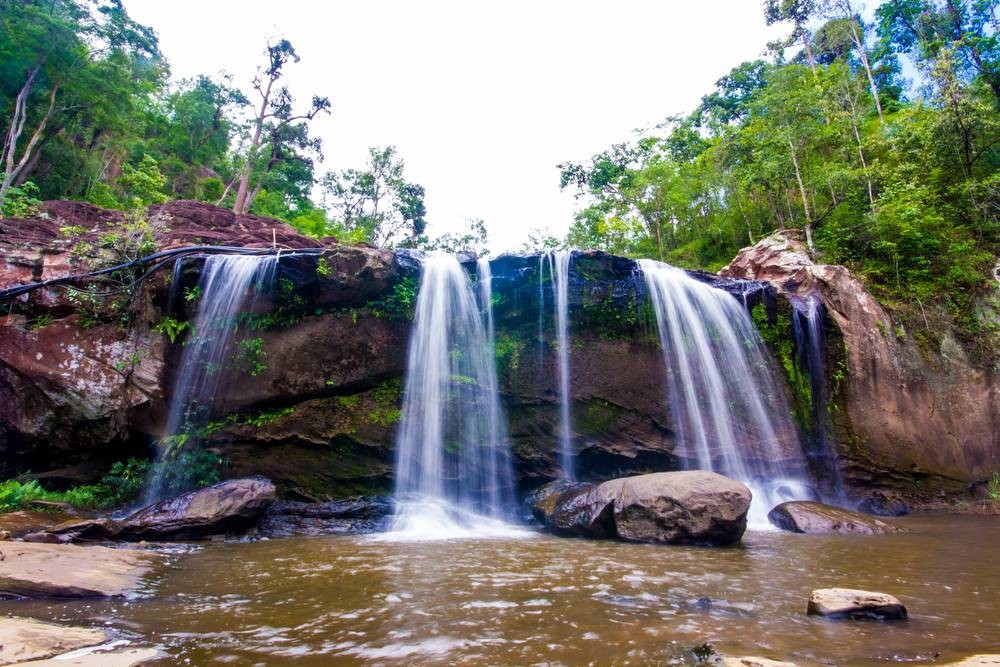 น้ำตกชาติตระการ