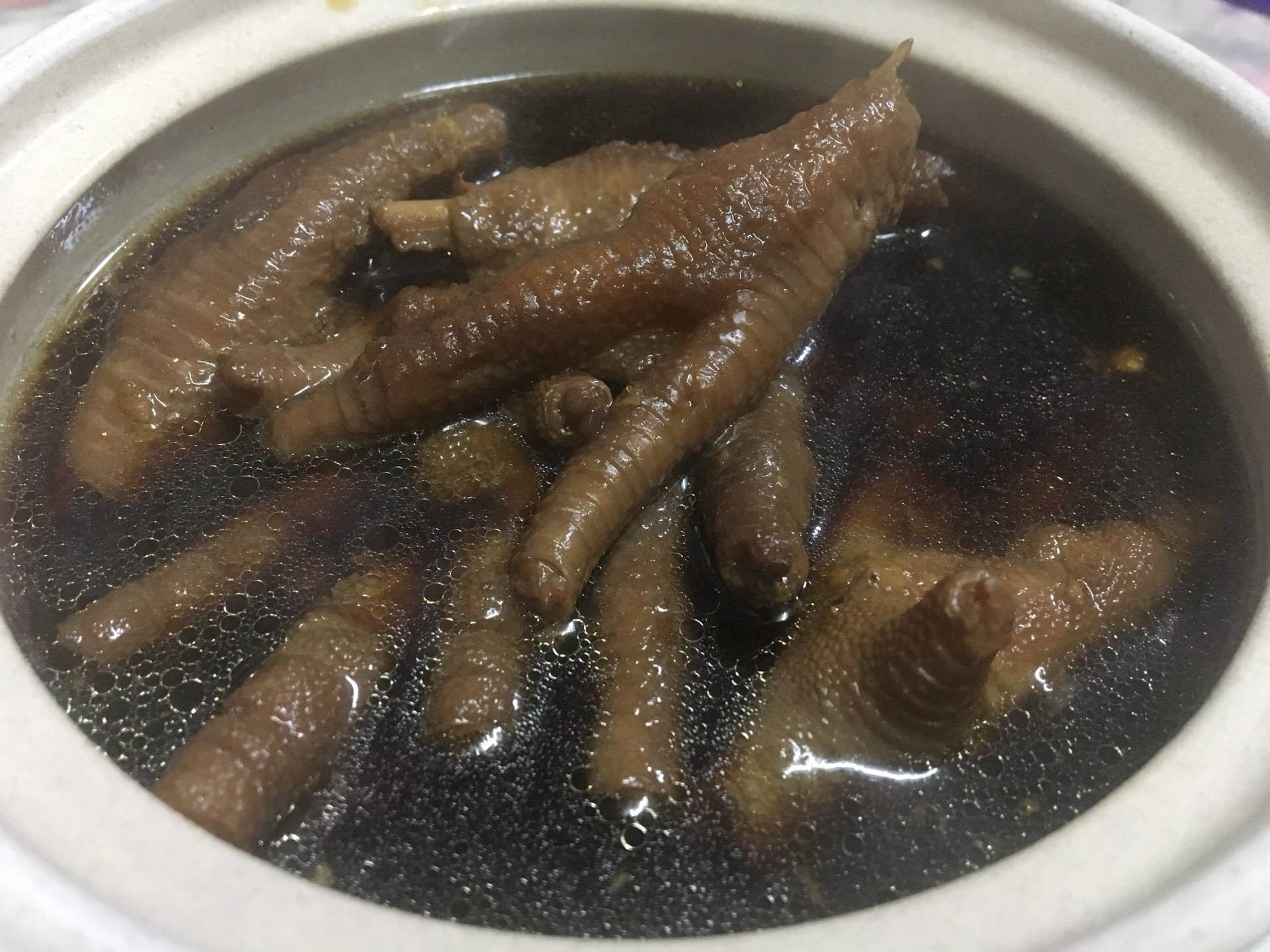 ตีนไก่ต้มพะโล้