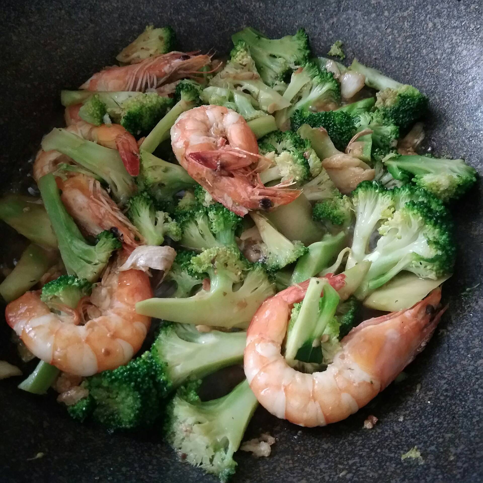 กุ้งผัดบล็อกเคอลี่