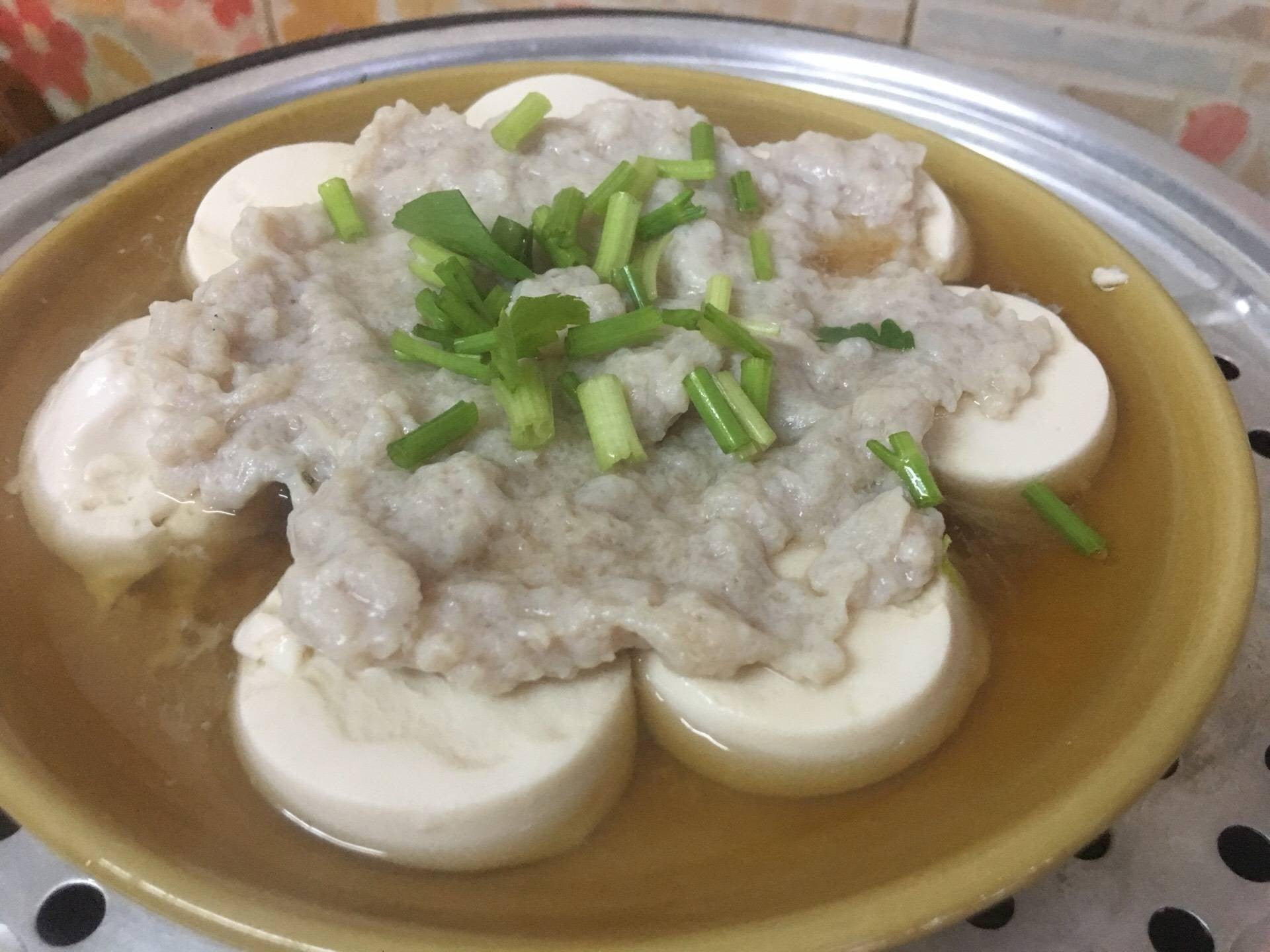 เต้าหู้นึ่งหมูสับ