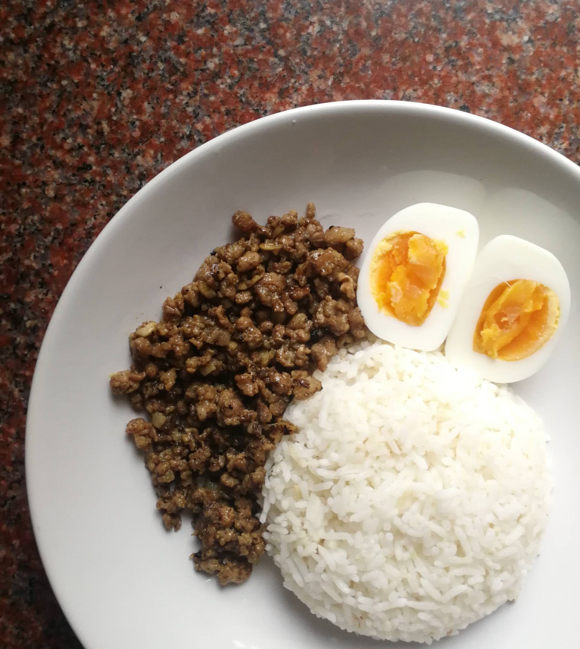 ข้าวหมูสับน้ำมันหอย ไข่ต้ม
