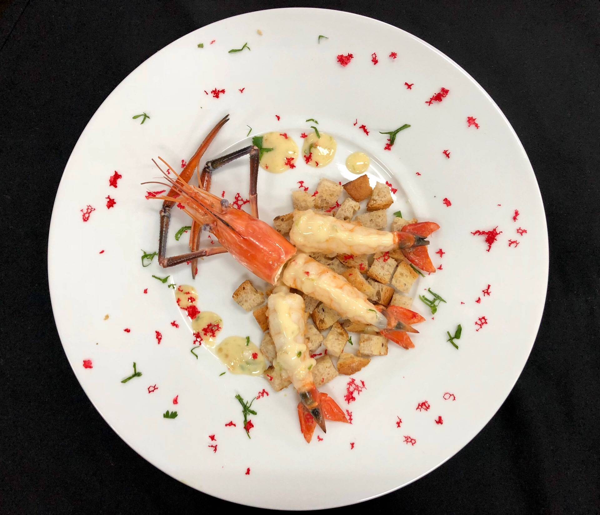 กุ้งอบราดซอสครีมซีฟู้ด