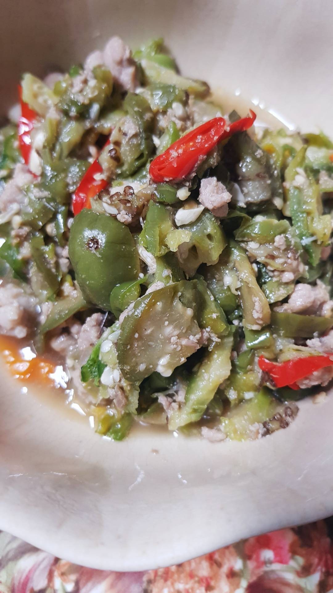 ผัดมะเขือยาว