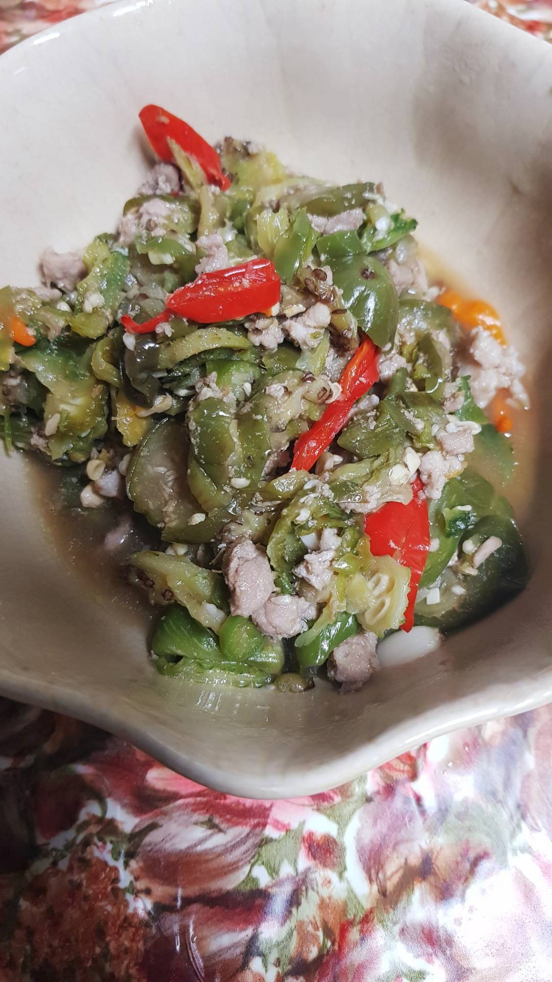 ผัดมะเขือยาว