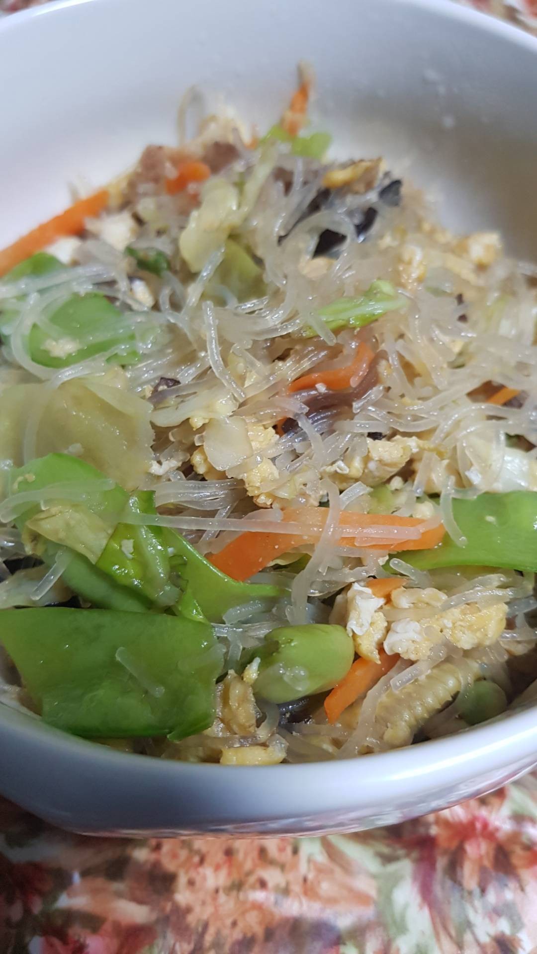 ผัดวุ้นเส้นผักรวม