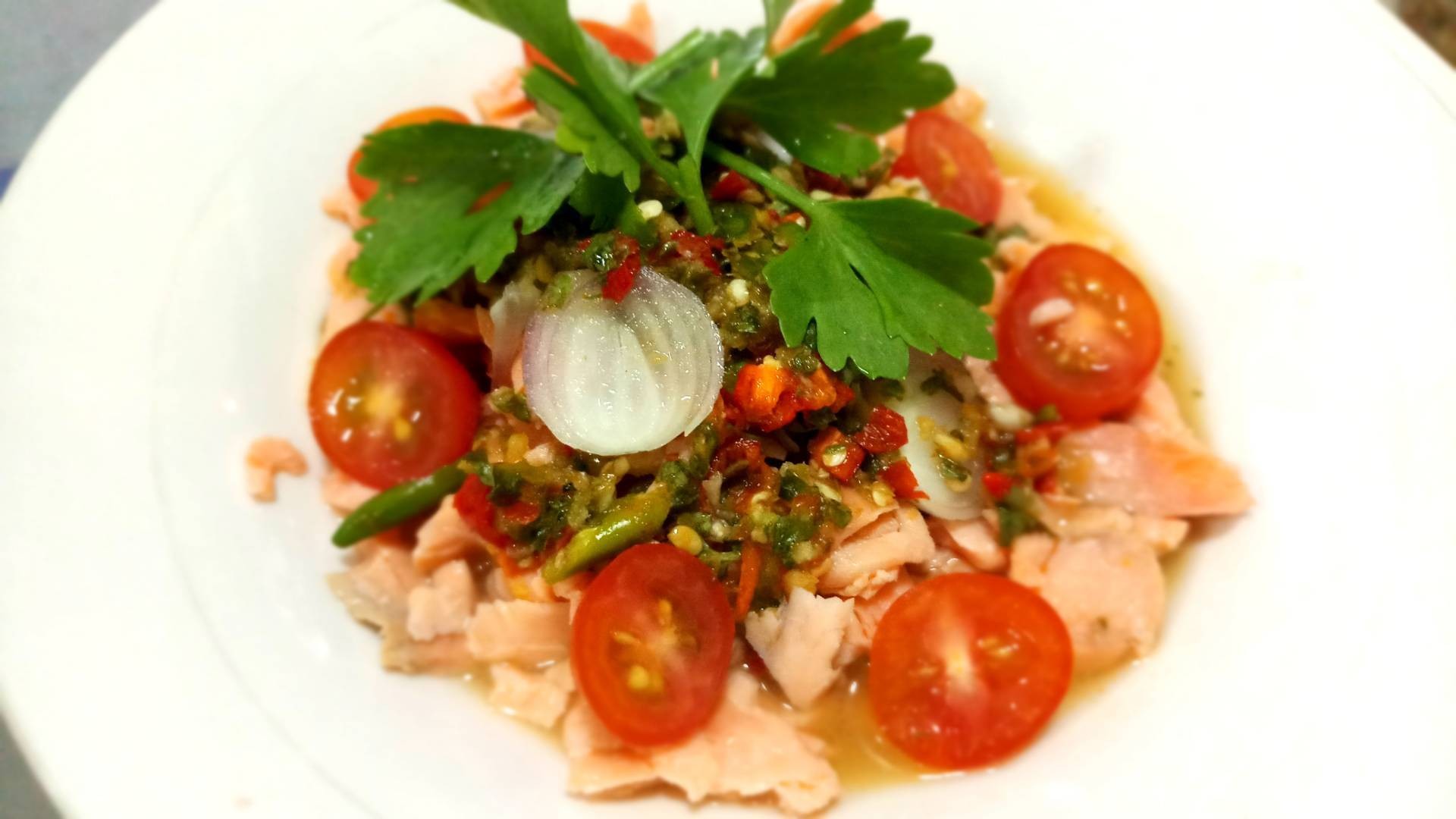 ยำปลาเทราส์ แซ่บเวอร์