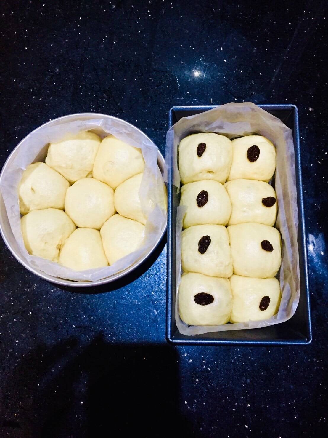 ขนมปังไส้ช็อคโกแล็ต (ขนมปังนวดมือ)