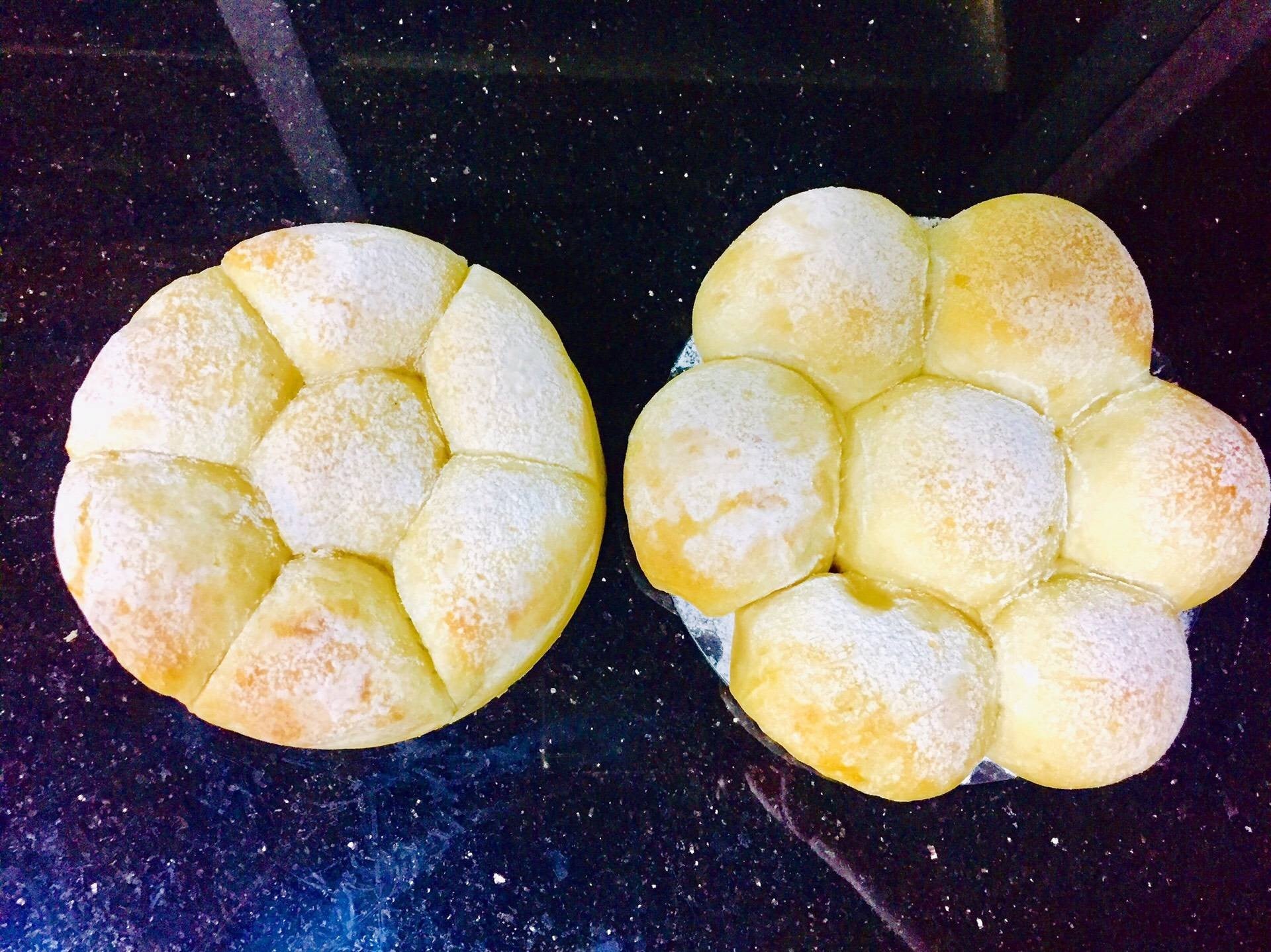 ขนมปังไส้ช็อคโกแล็ต (ขนมปังนวดมือ)