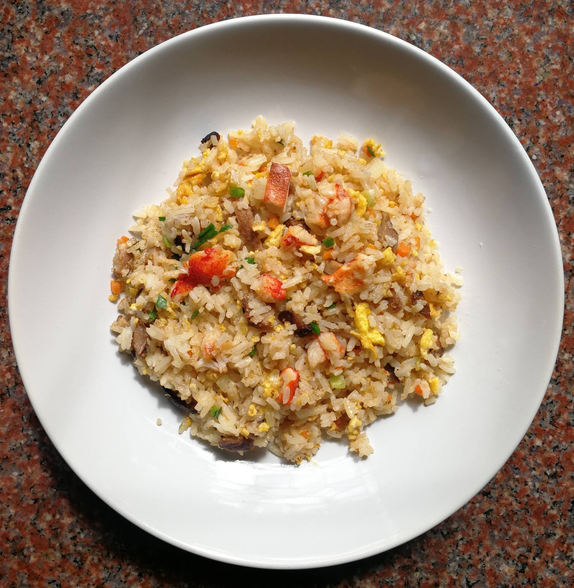 ข้าวผัดหยางโจว 楊州炒飯