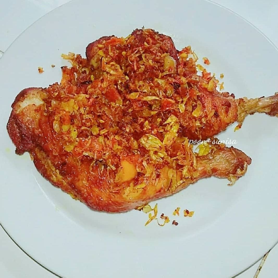 ไก่ทอดขมิ้น