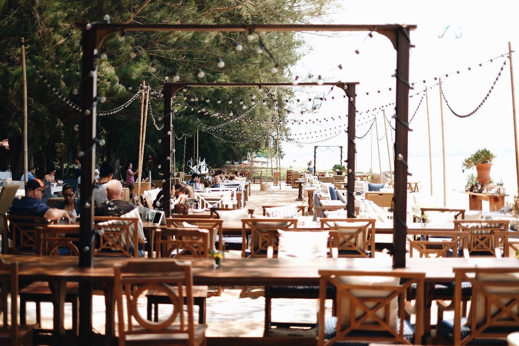 The Glass House นาจอมเทียน