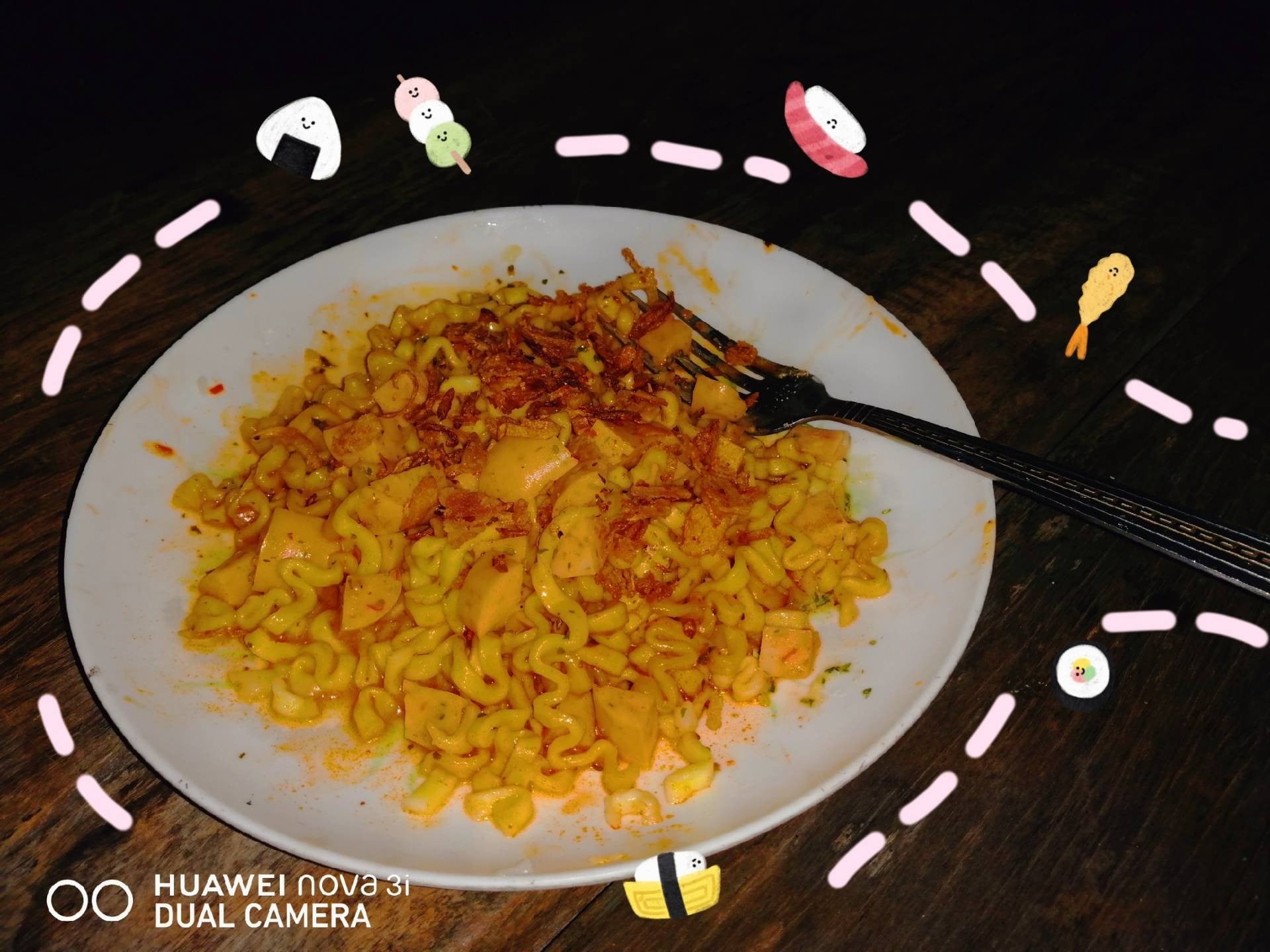 บะหมี่คาโบนาร่าผัดหัวหอมกรอบ 🌰🍝