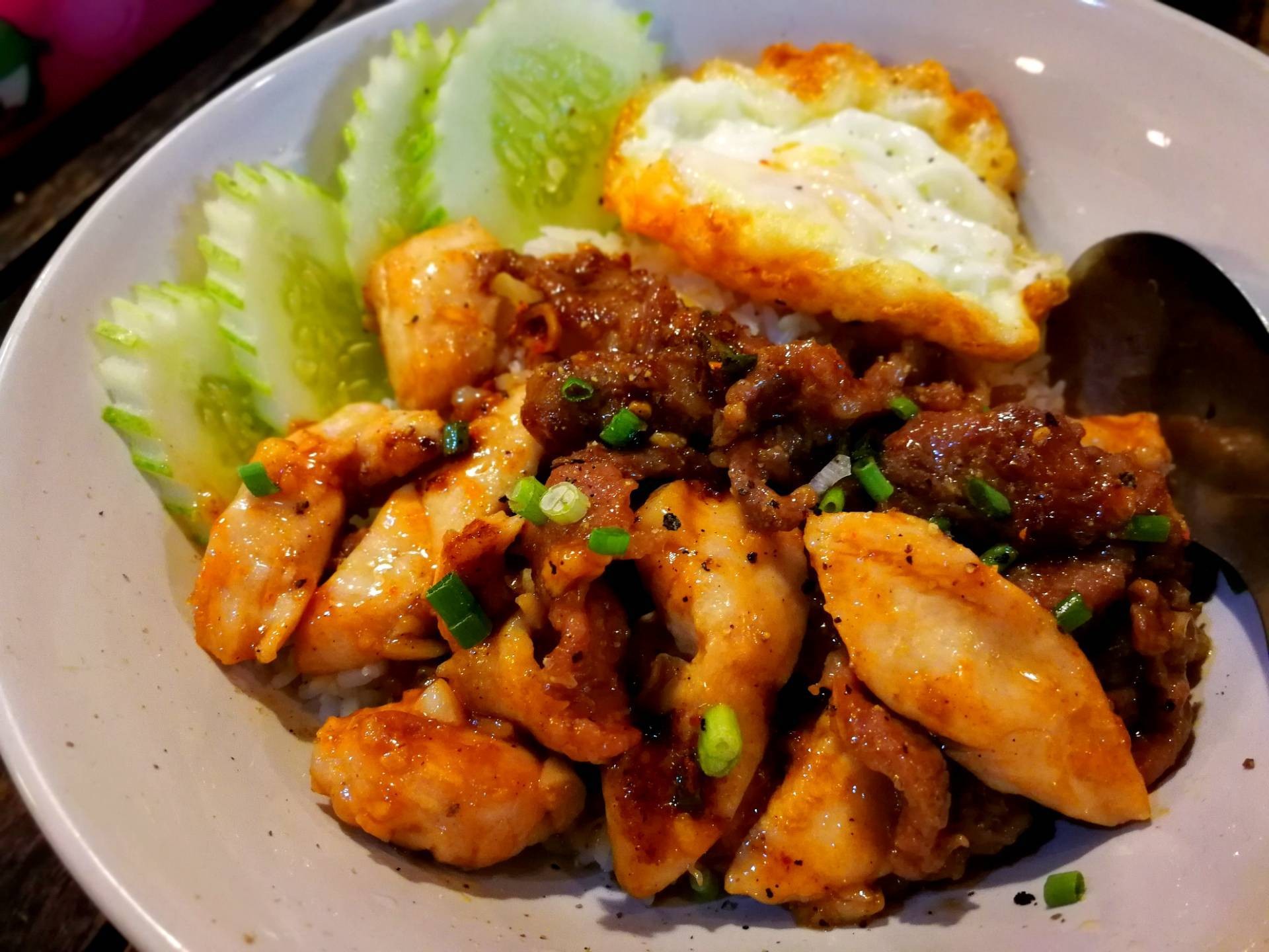 รวมกระเทียมไข่ดาว