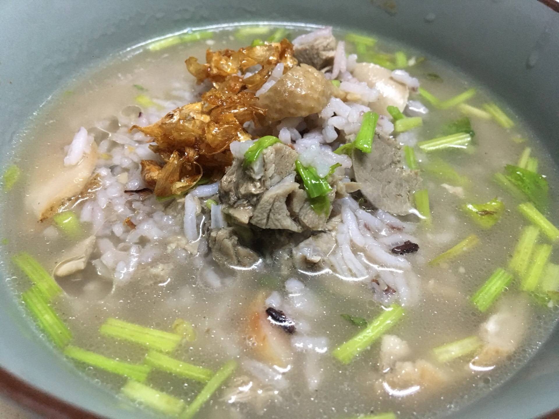 ข้าวต้มเป็ดพะโล้