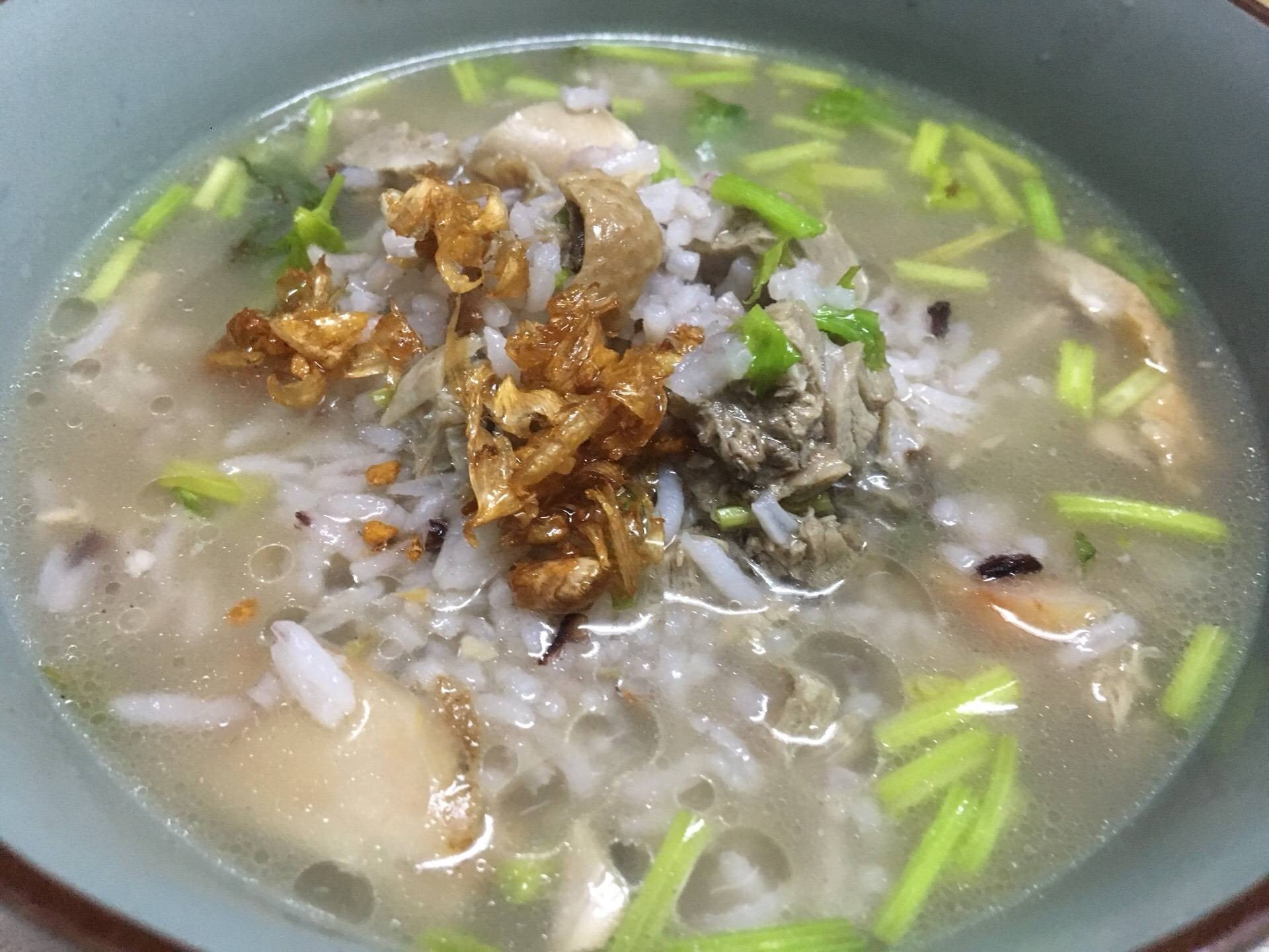 ข้าวต้มเป็ดพะโล้