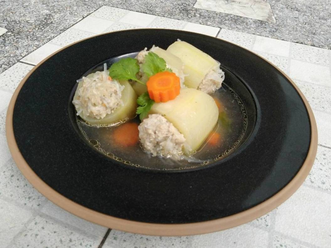 แกงจืดแตงร้านยัดไส้หมูสับ 🐷