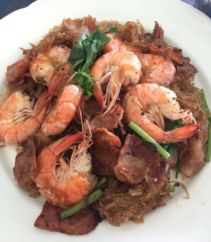 กุ้งอบวุ้นเส้นเบค่อน