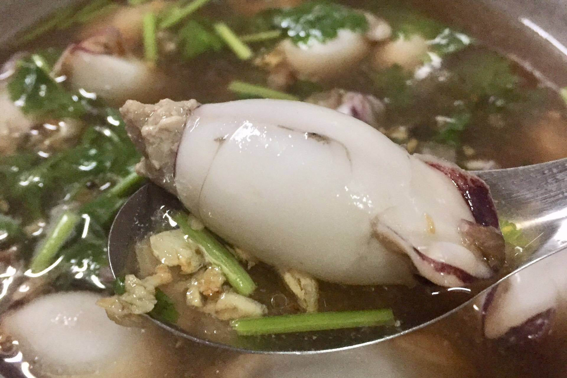 ปลาหมึกยัดไส้ทะลัก