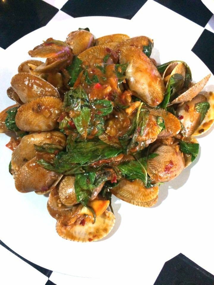 ผัดหอยลาย