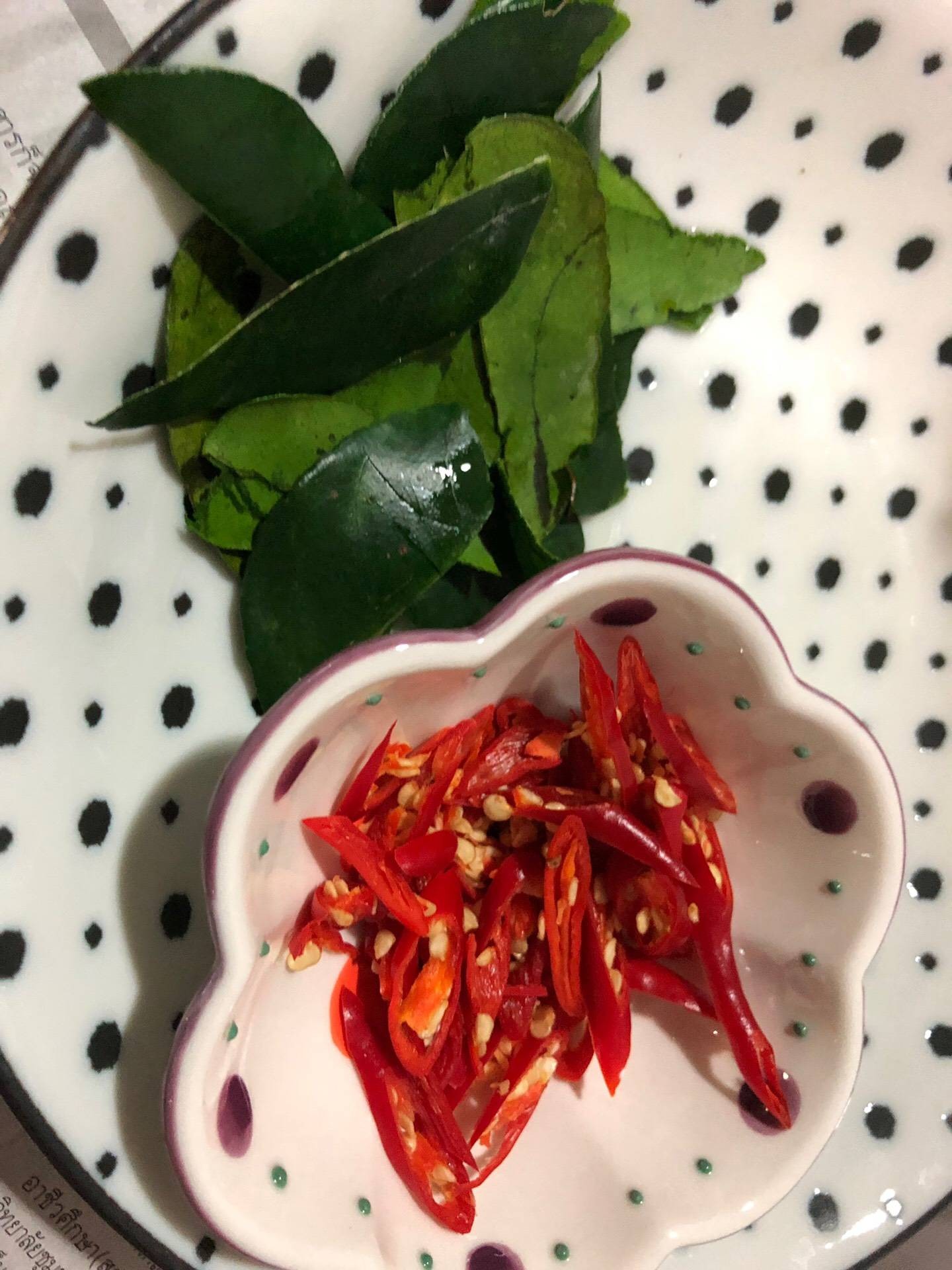 เนื้อปูผัดพริกเหลือง