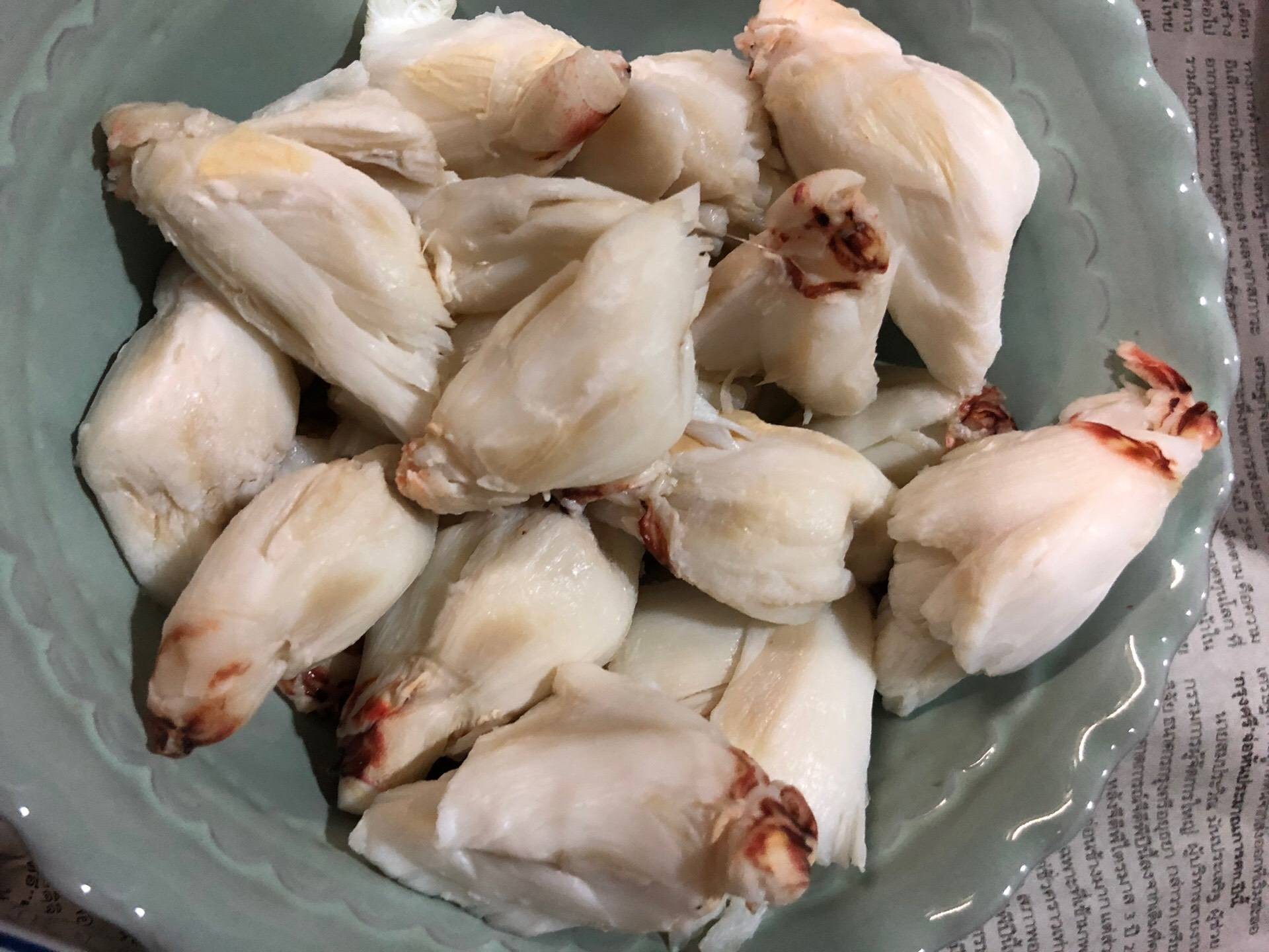 เนื้อปูผัดพริกเหลือง