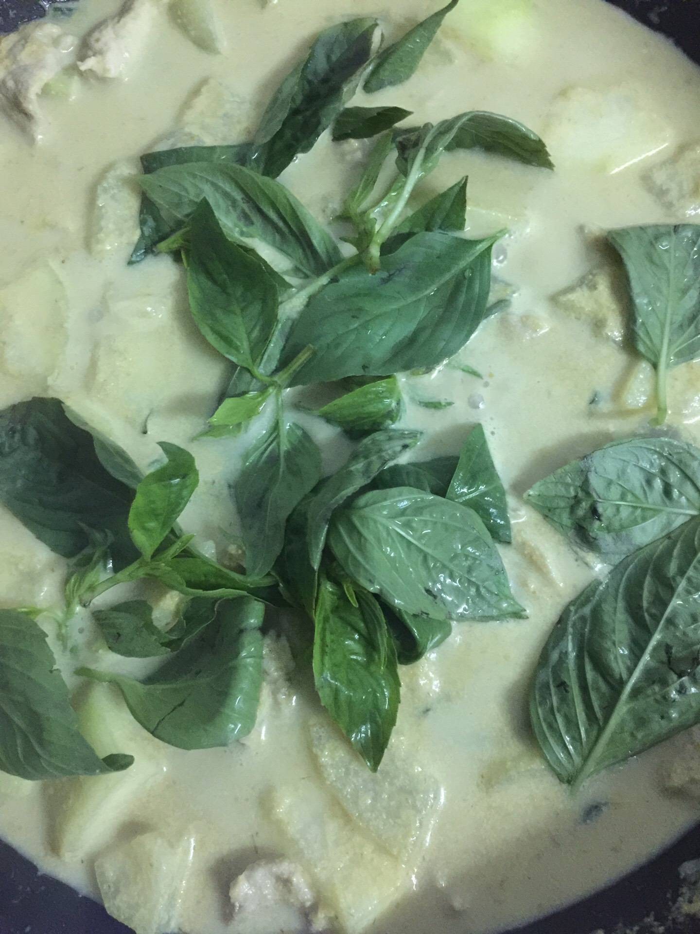 แกงเขียวหวานนมสด