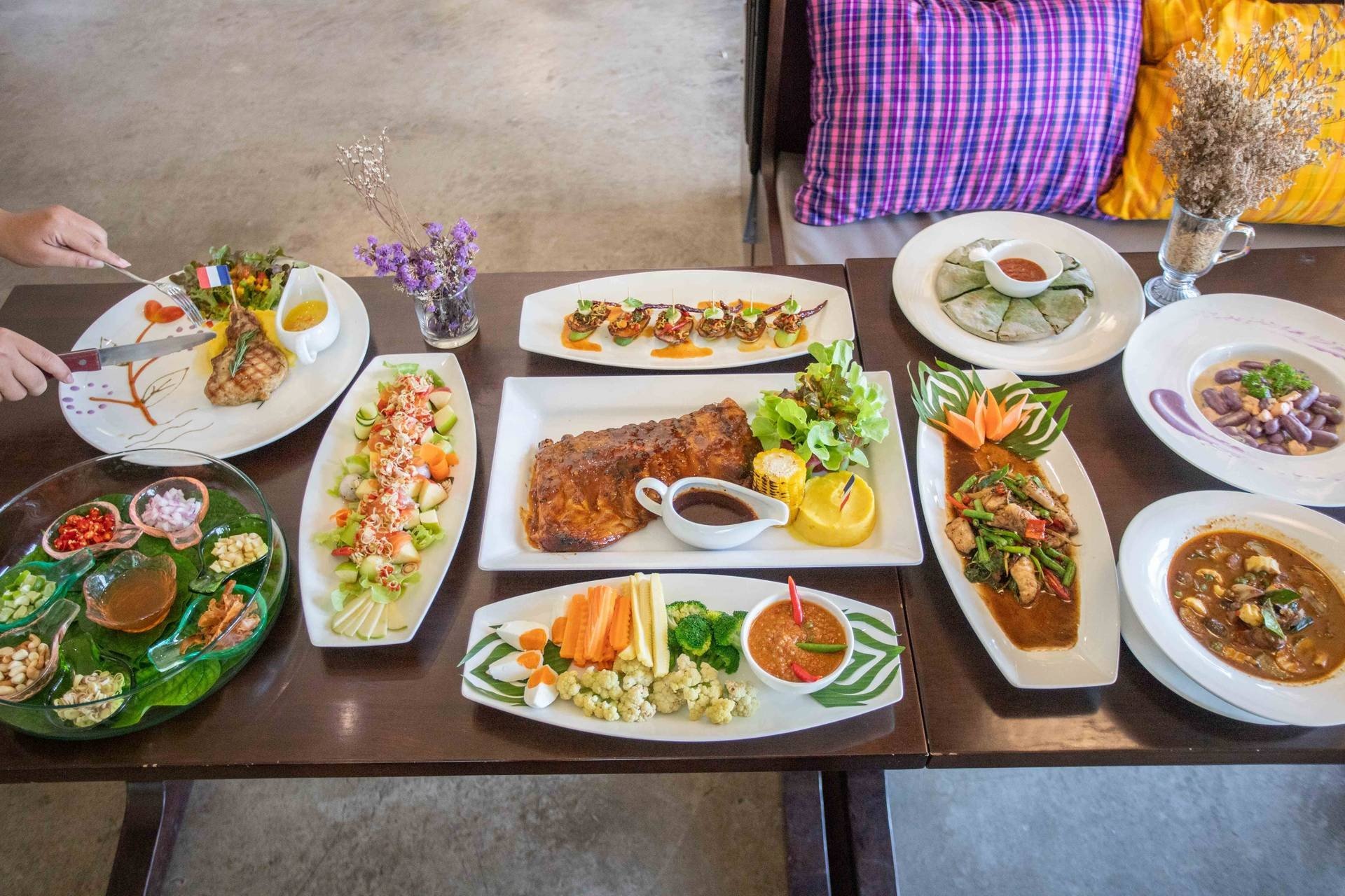 7 ร้านอาหารเจ้าเด็ด กาญจนบุรี ที่มาแล้วไม่ควรพลาด Wongnai