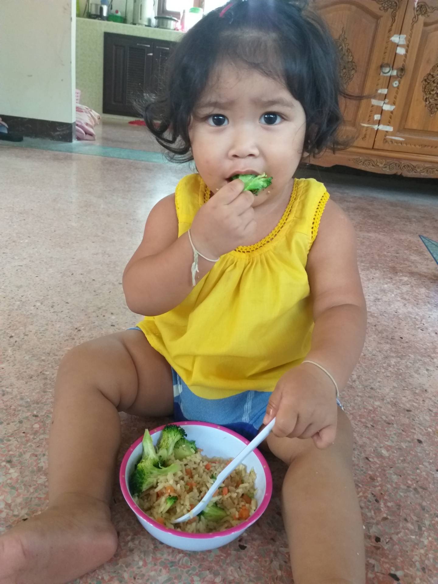 ข้าวผัดทูน่าบล๊อคโคลี่