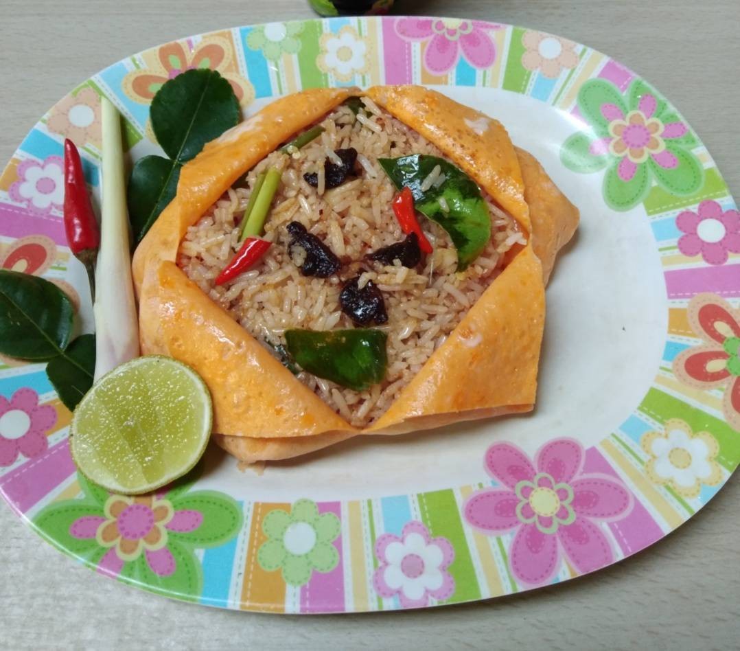 ข้าวผัดต้มยำหอยลาย