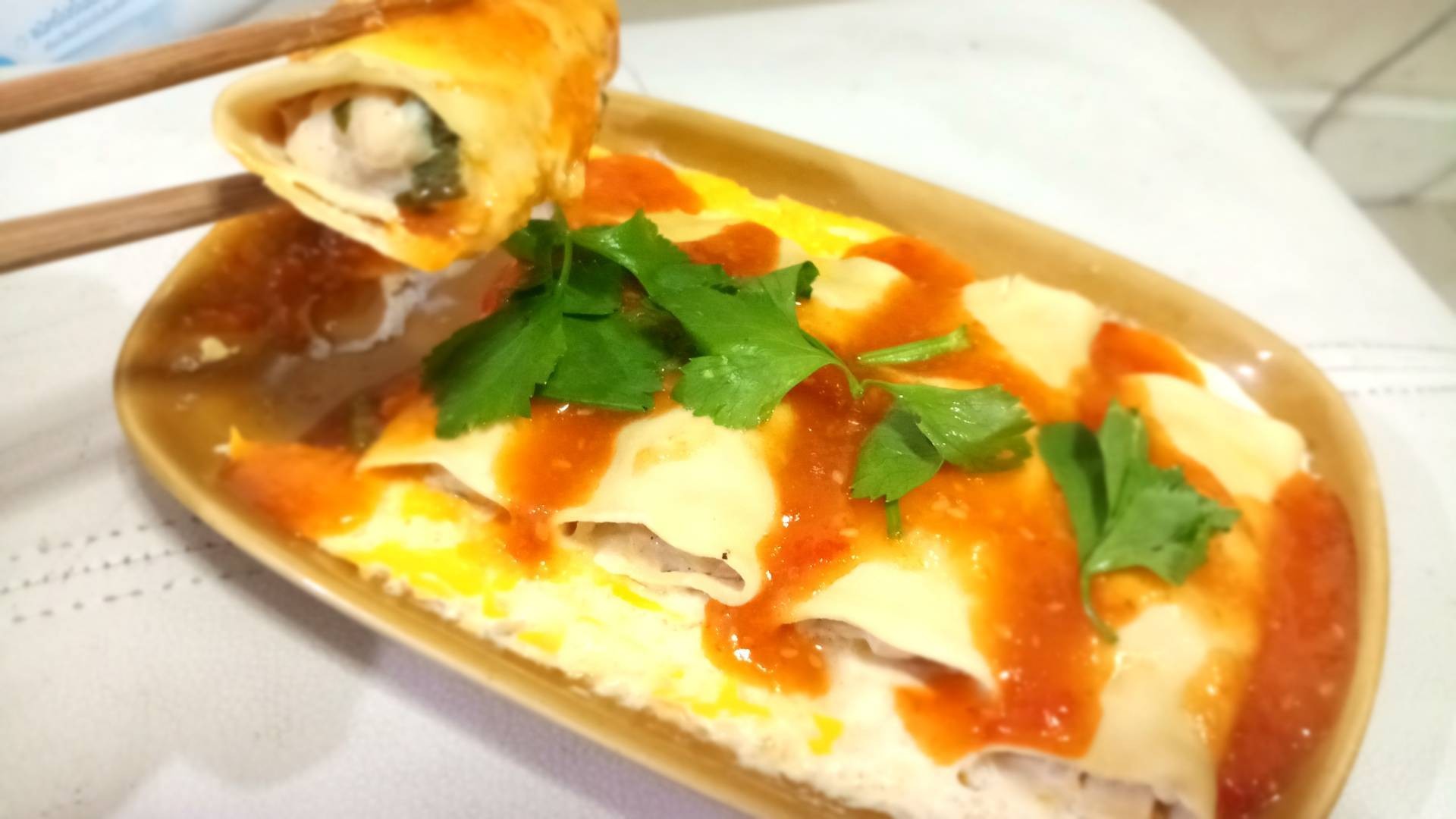 "โปรตีนโรล" ซอสสุกี้
Protein Roll