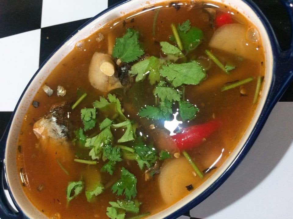 ต้มยำปลากระป๋องฉบับเด็กหอ