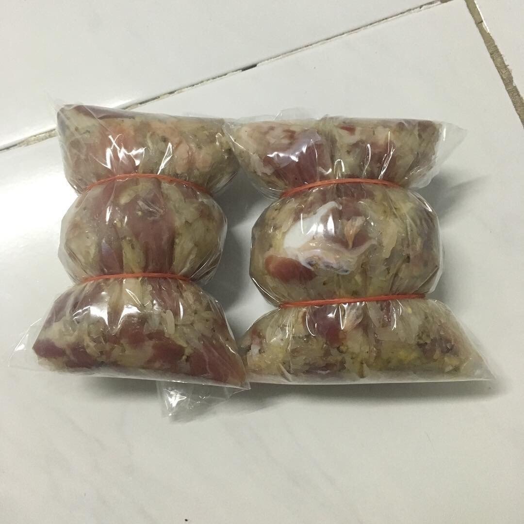 แหนมกระดูกอ่อนหมู
