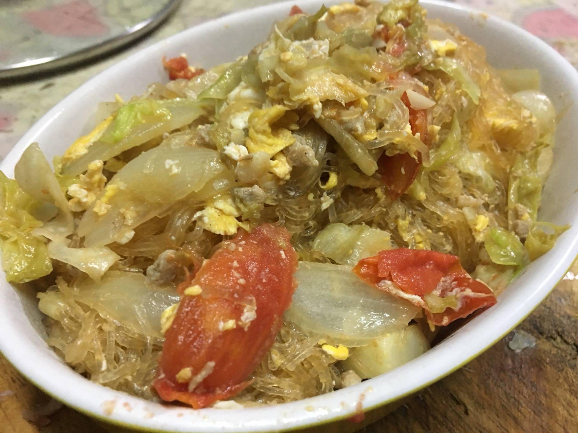 ผัดวุ้นเส้นผักกาดแก้ว