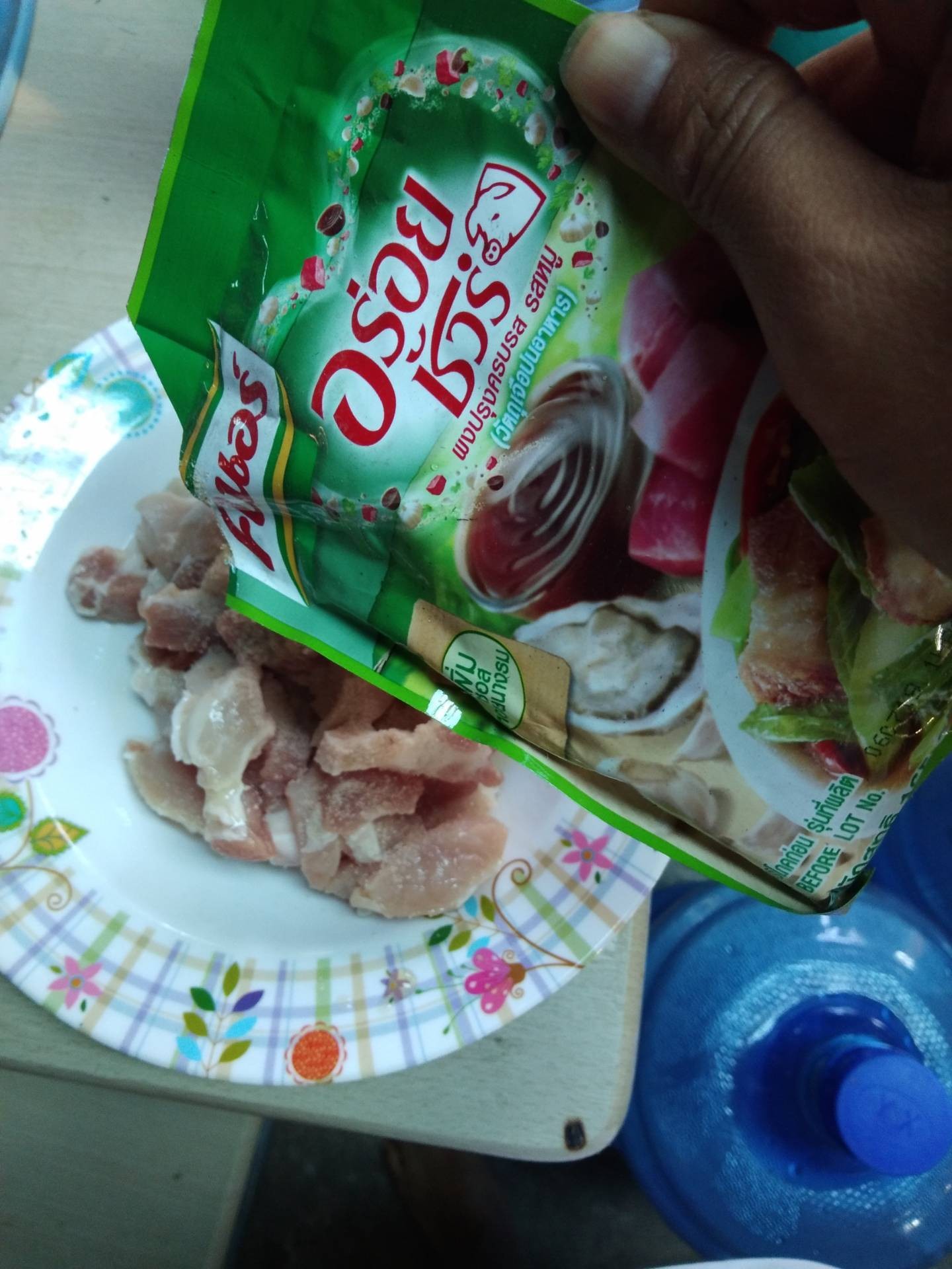 หมูสามชั้นทอดน้ำปลา