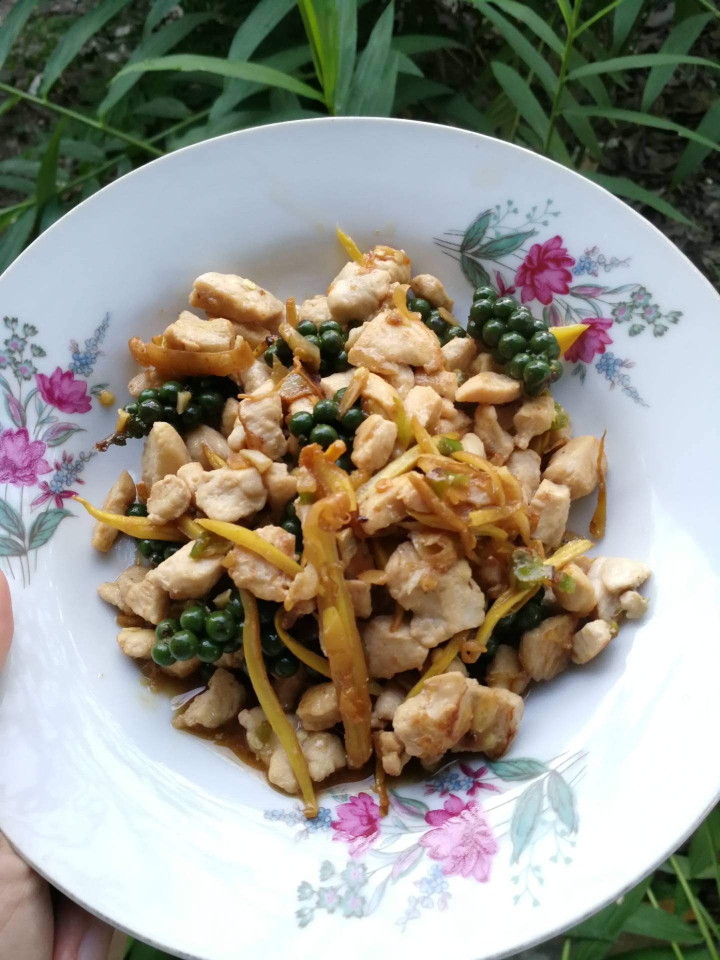 ผัดฉ่าอกไก่คลีน