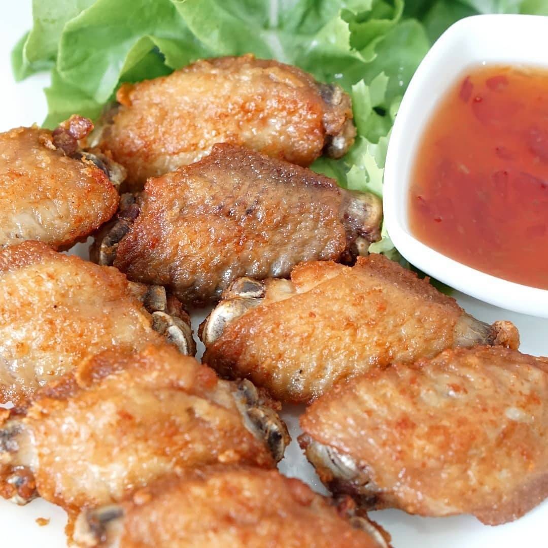 กลางปีกไก่ทอด