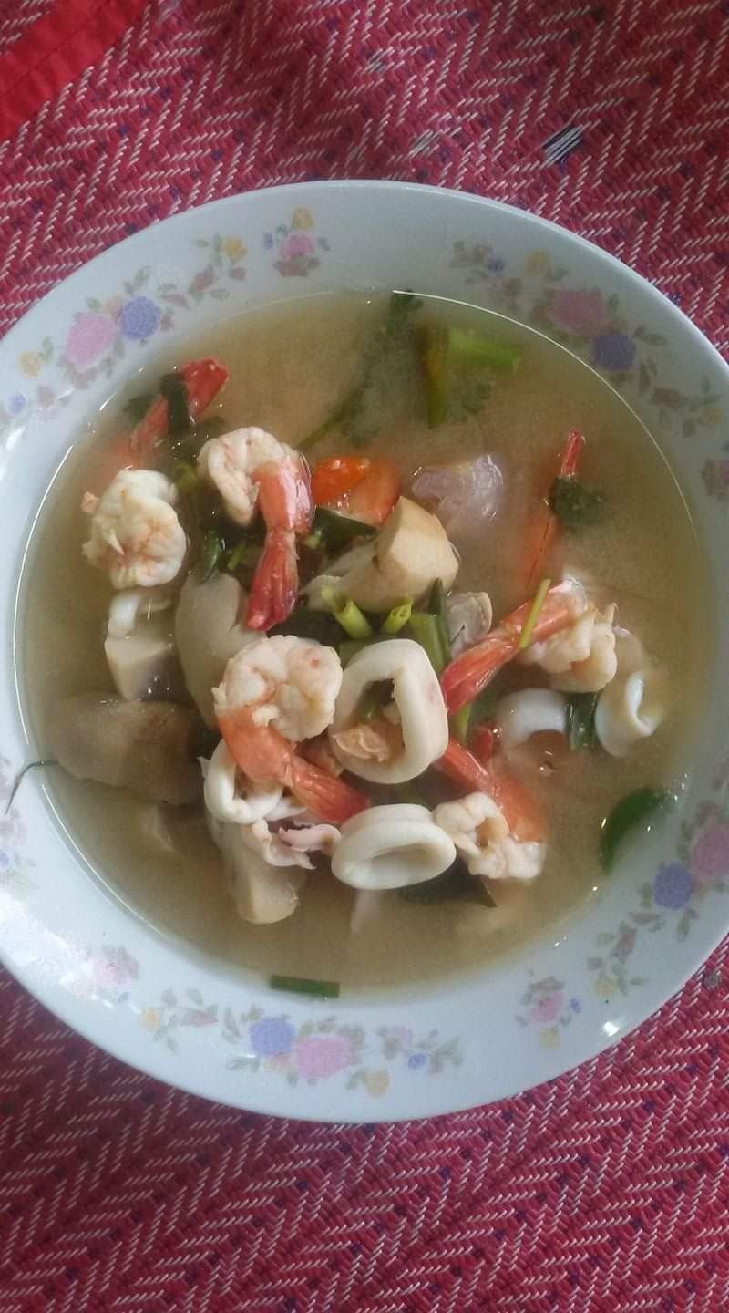 ต้มยำทะเลน้ำใส