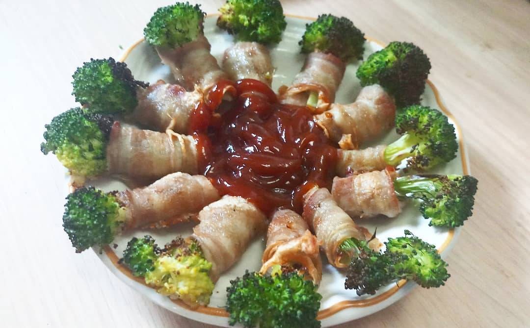 บล็อกโคลี่ห่มผ้า