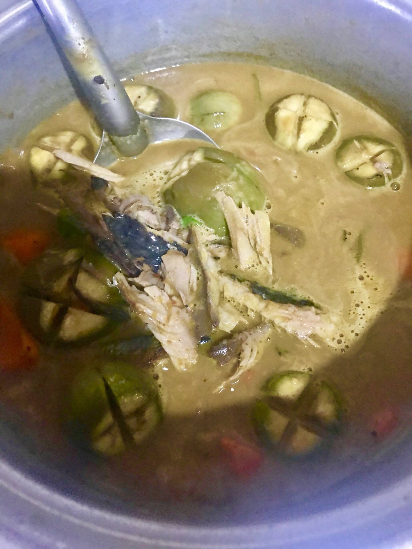 แกงไตปลาใส่กะทิ