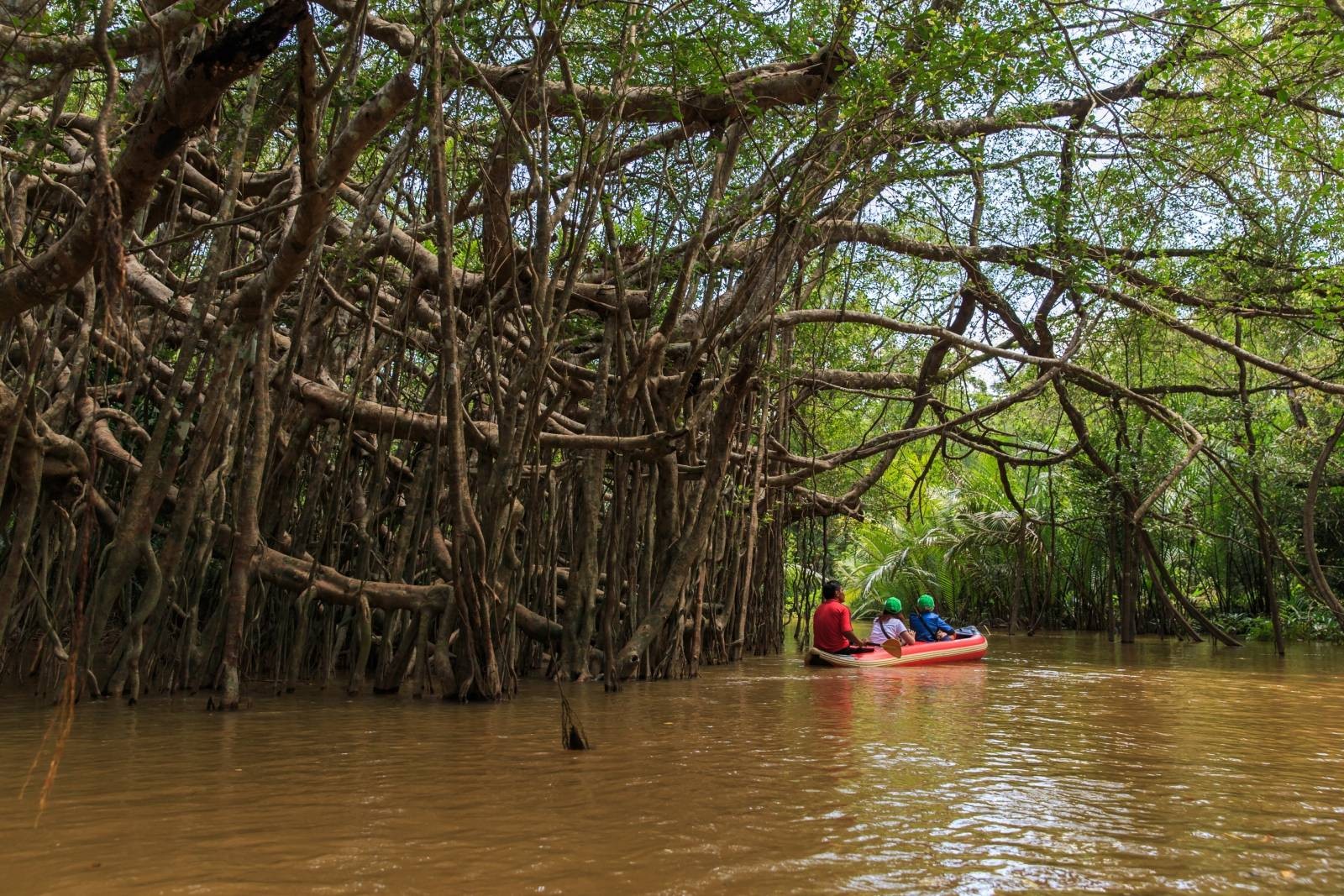 คลองสังเน่ห์