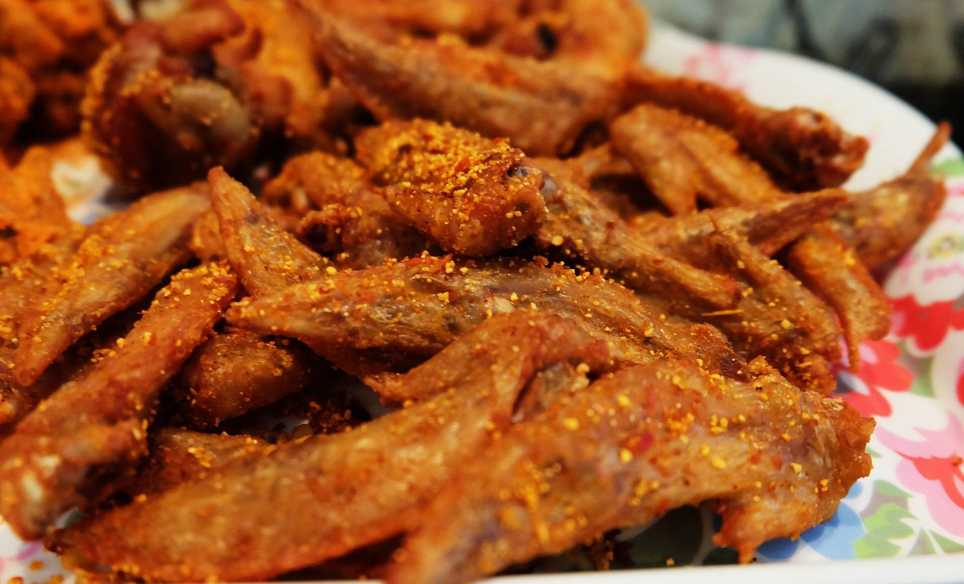 ไก่เขย่า ซี๊ดซ๊าด รสลาบ