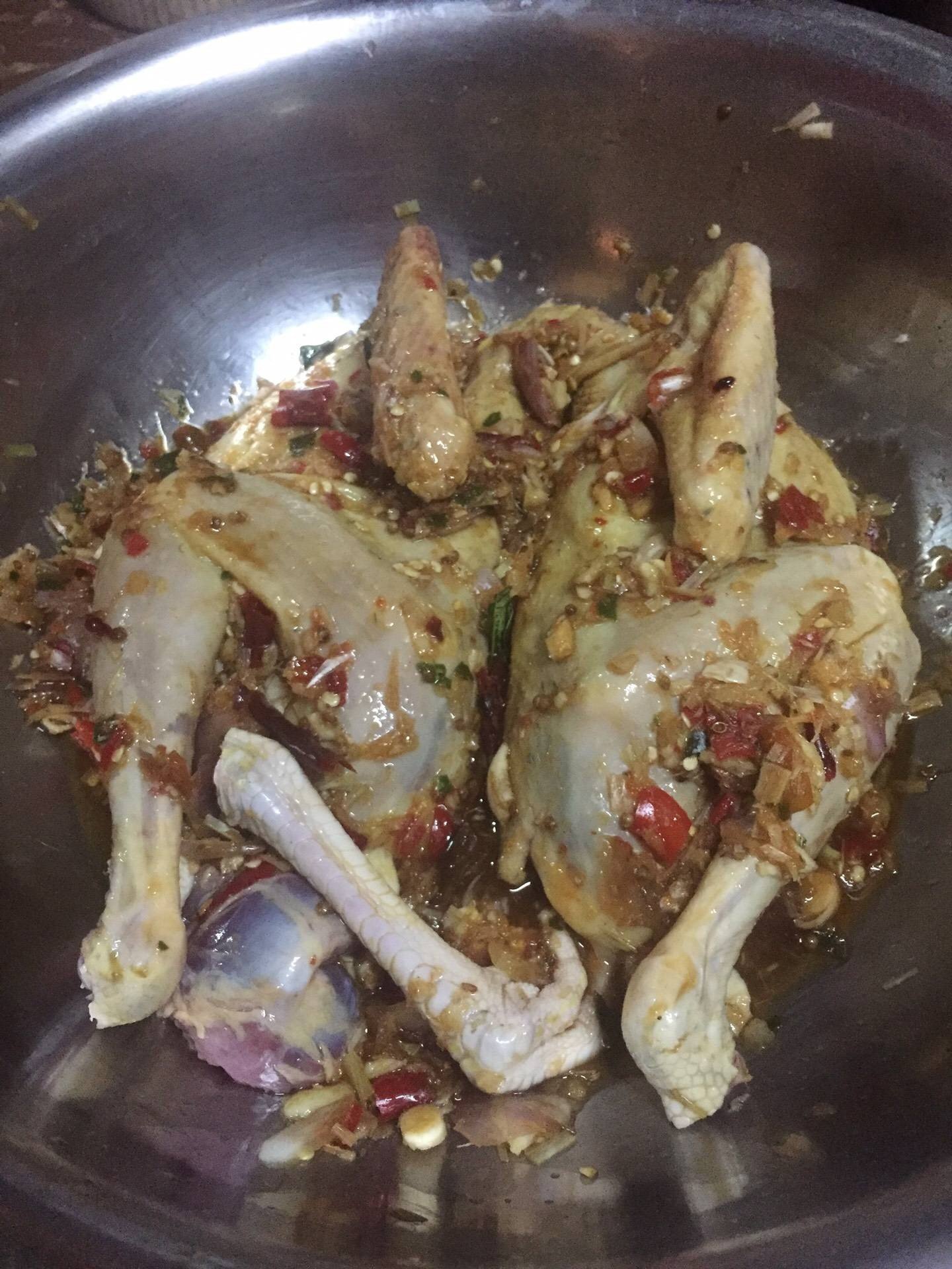 นึ่งไก่บ้าน
