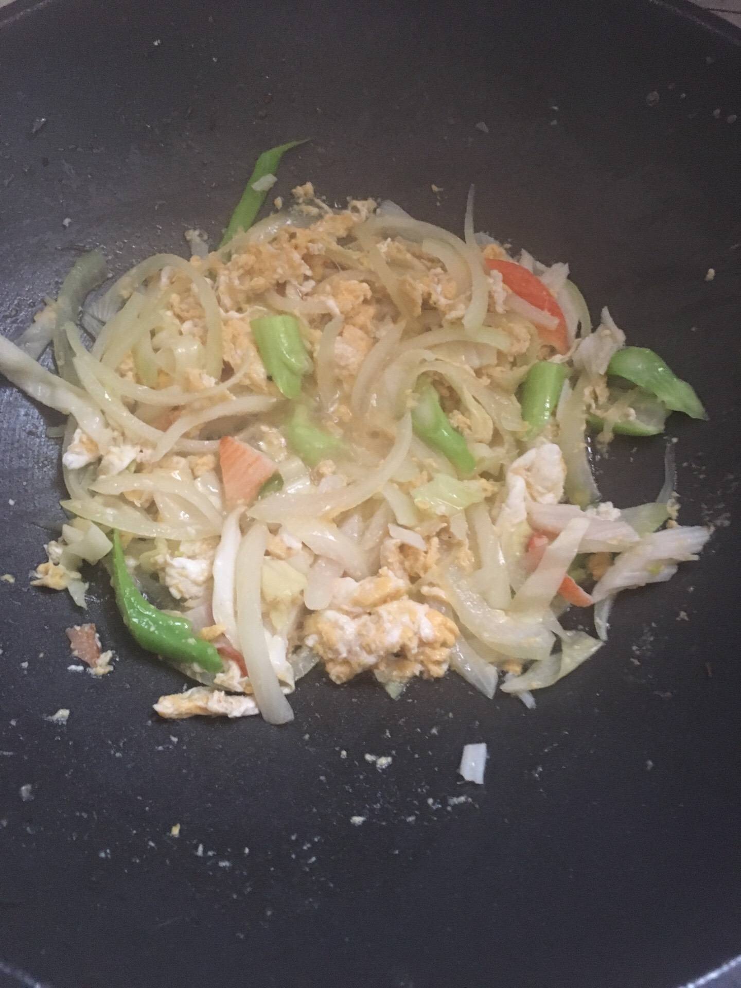 หอมใหญ่ผัดไข่